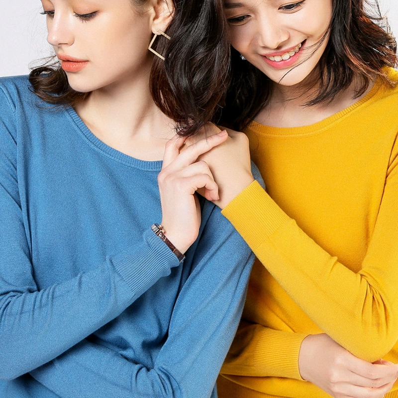 Новый женский свитер в корейском стиле на осень/зиму 2025 года: тонкий базовый пуловер с длинным рукавом, универсальный, с круглым вырезом, вязаный.