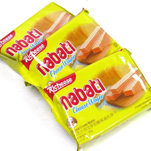 Indonesian cheese imported chocolate vanilla cheese coconut flavor wafer biscuits 56g 60 packs per box 1 year warranty