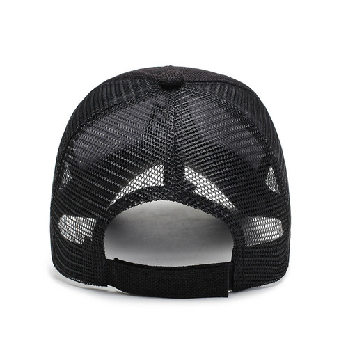 Hats for Spring and Summer: Baseball caps, mesh sun hats for men and women, outdoor hats for sun protection, breathability, and casual duckbill hats.