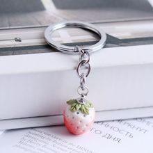 创意卡通可爱草莓钥匙扣 陶瓷手工捏钥匙圈 包包挂件礼物地摊饰品