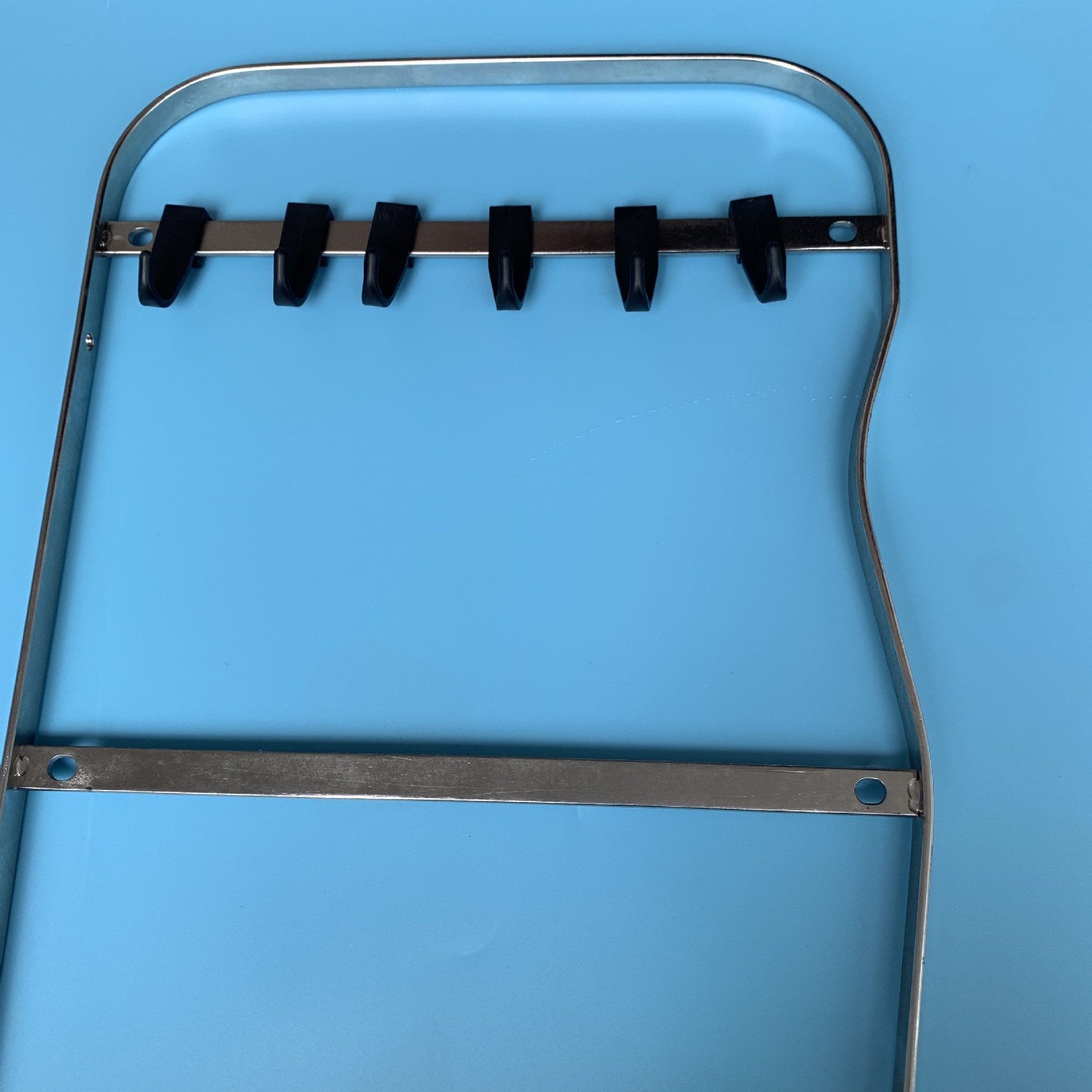 Factory wholesale kitchen dish rack flat iron plastic hook environmental protection material hook wall hanging flat steel accessories