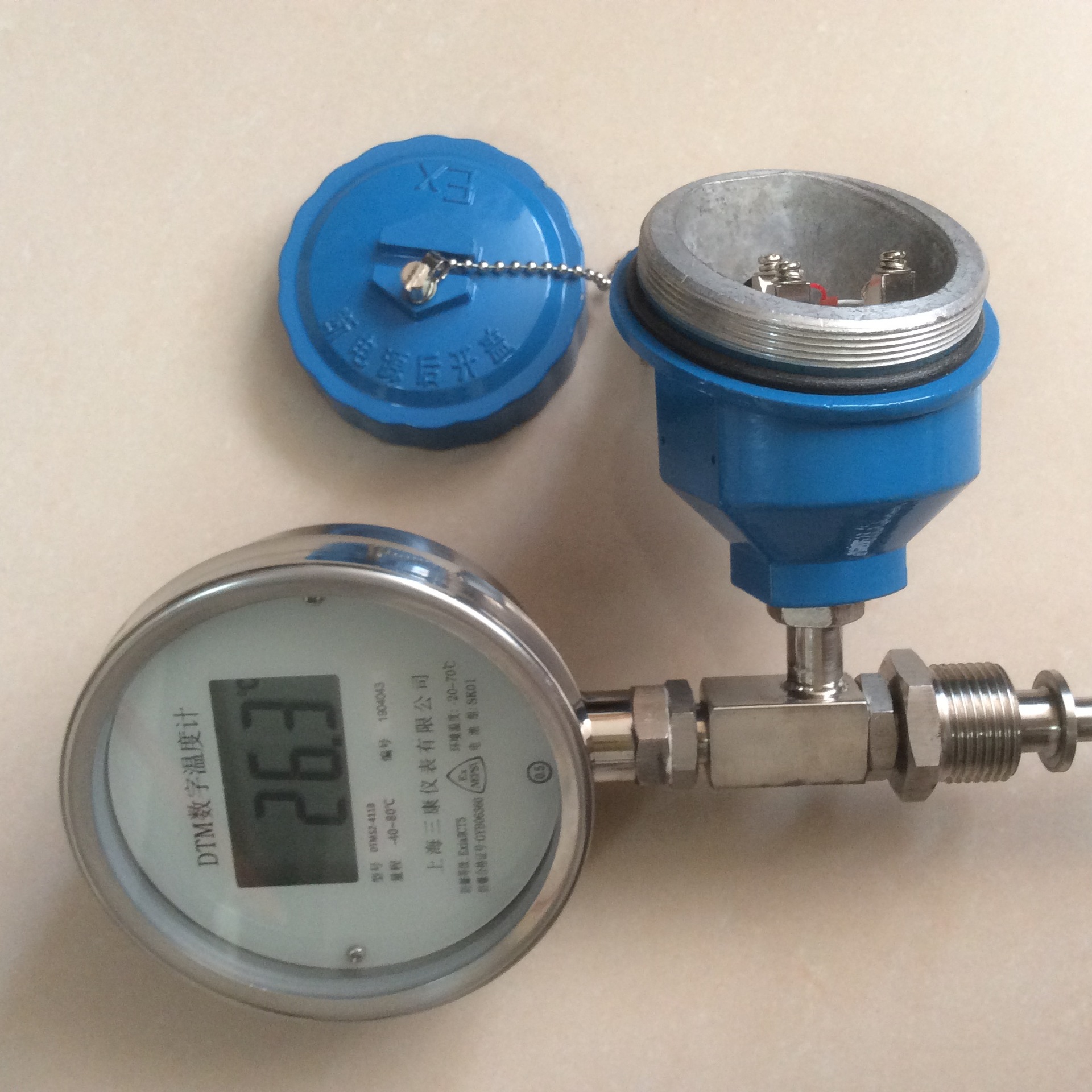 信息电源带pt100厂家批发就地温度显示仪  液晶数字温度计