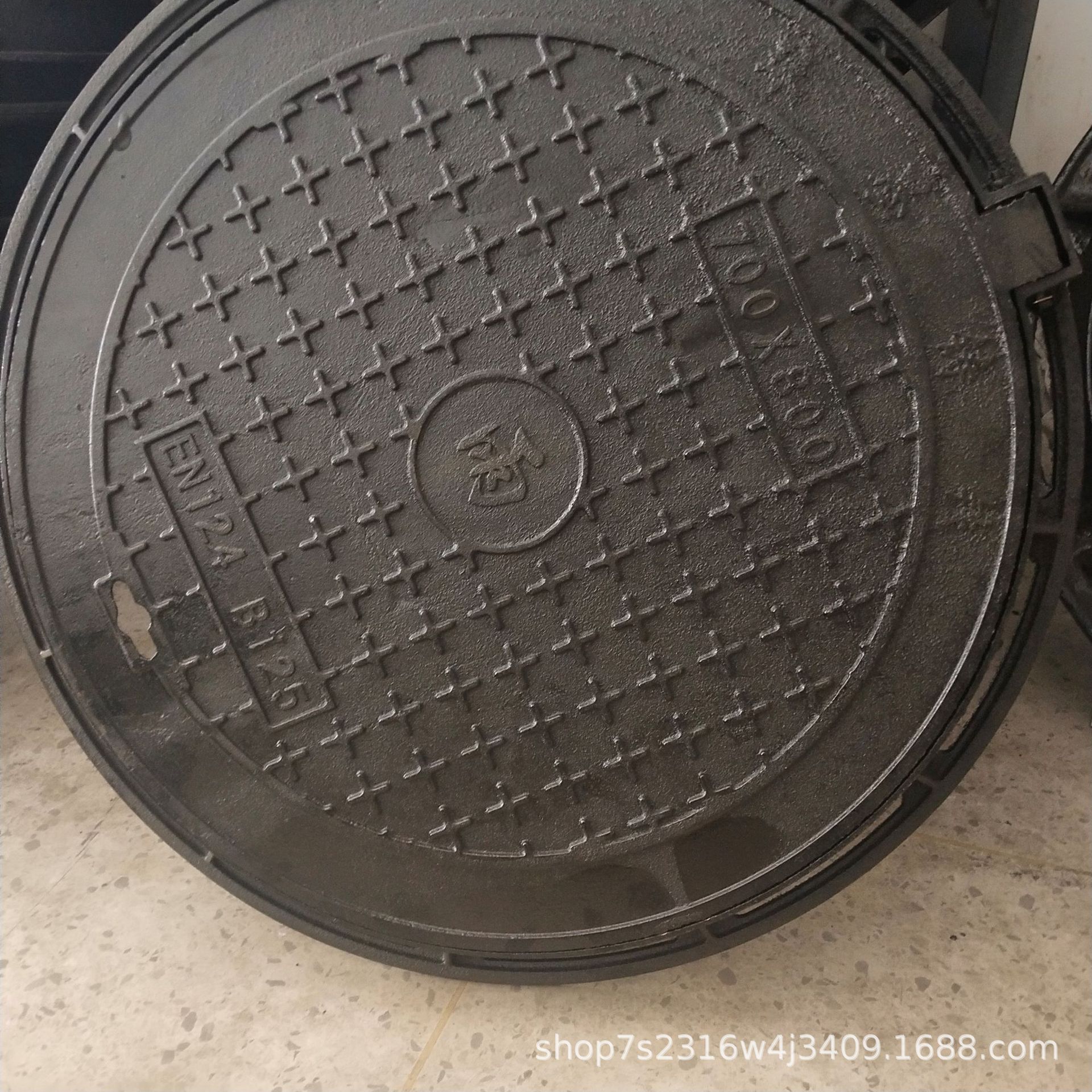 徐水厂家热销球磨铸铁雨水污水消防铸铁井盖型号齐全