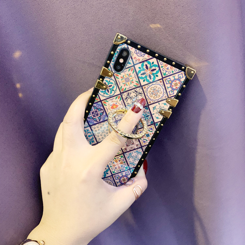 Suitable for iPhone 15 Promax Blu ray Ethnic Style Blue and White Porcelain Apple 14 Anti Drop Tide Brand Phone Case_voghion.com