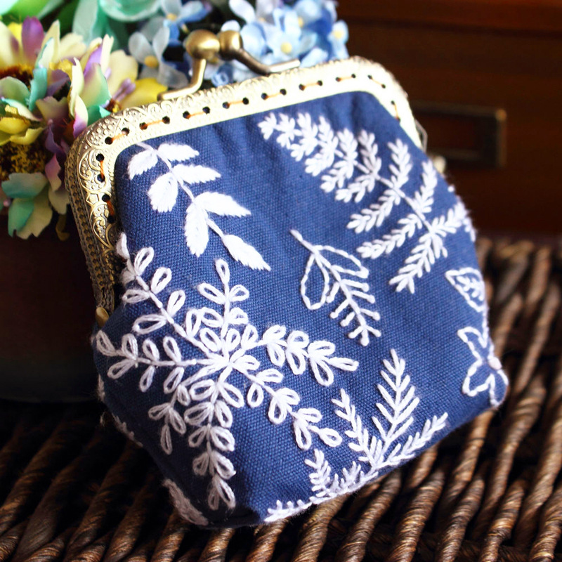 Bolsa de oro bordado hecho a mano material bolsa de regalo hecho a mano bricolaje tela kit de herramientas de costura