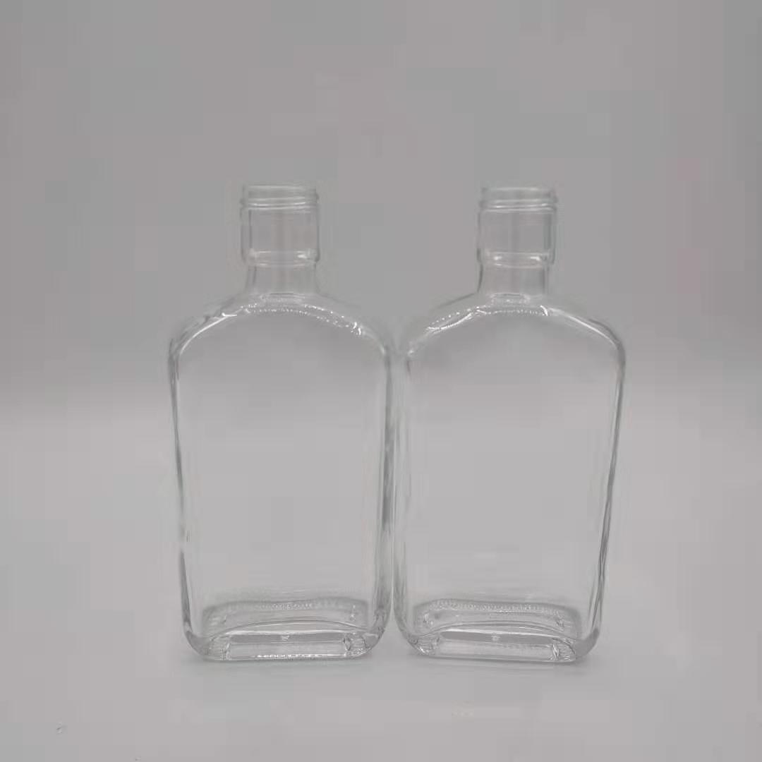 厂家批量销售300ml玻璃酒瓶 晶白料白酒酒瓶 透明酒瓶自酿