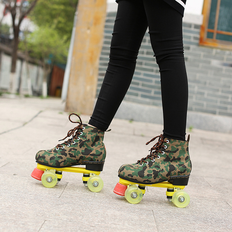 Nuevo camuflaje doble fila patines adultos hombres y mujeres flash patines de cuatro ruedas niños adultos patines transparente