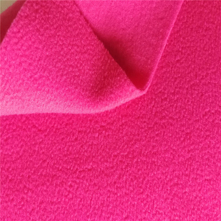 100D144F双刷单摇摇粒绒，超细粒子，秋冬款保暖运动服装面料