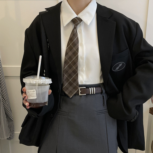 Wholesale spring and summer earth color JK tie student brown Japanese and Korean style short small bow tie free of charge