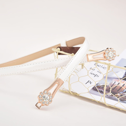 New ladies' wholesale decorative belt with water pearls, Korean-style sweet butterfly buckle match leather belt for women