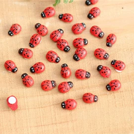 木质工艺品;蜡烛器皿;黑板