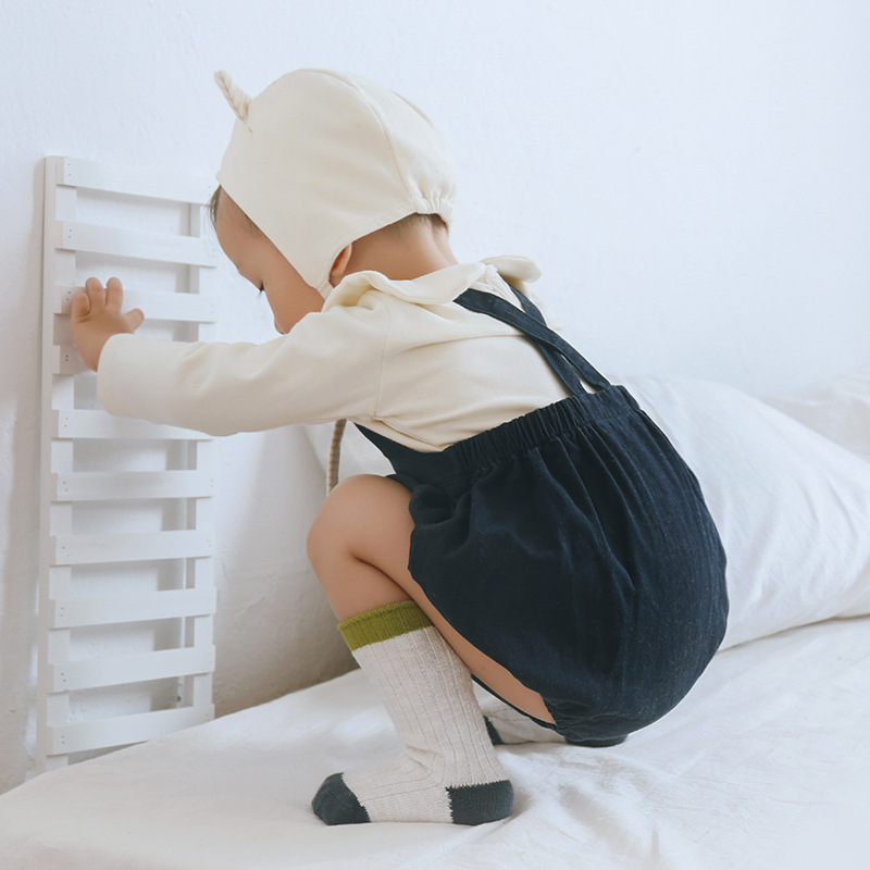 19 nuevos calcetines de otoño e invierno a media pantorrilla antideslizantes para bebés calcetines de piso antideslizantes para bebés recién nacidos engrosados aguja gruesa línea paralela