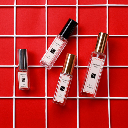 Spray perfume bottle spray bottle glass empty bottle glass bottle perfume refill bottle portable bottle 3.5.10.20.30ML