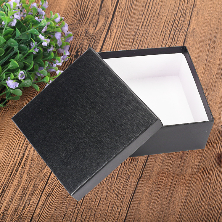 Fabricante cubierta cinturón caja de embalaje caja monedero caja cinturón caja cuadrado negro cinturón caja en stock