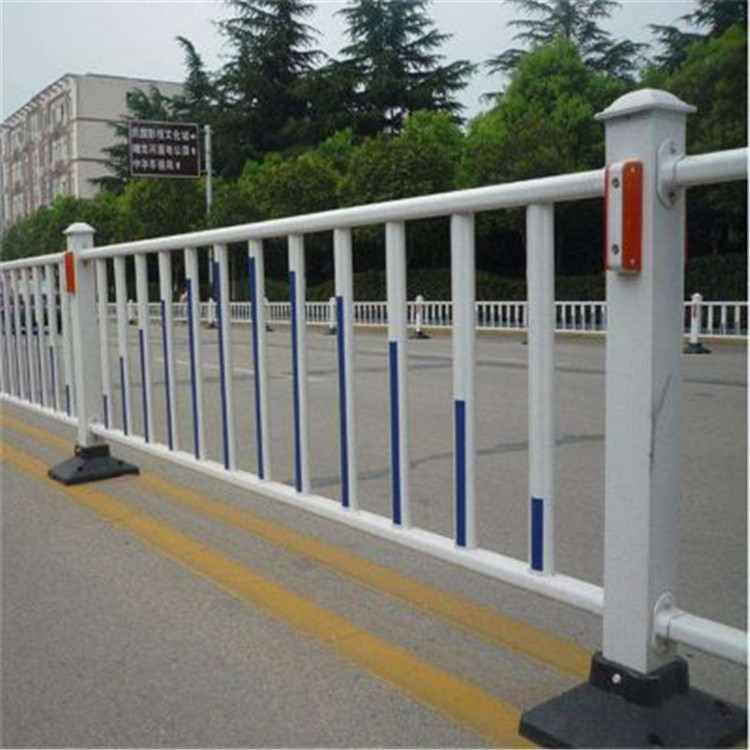 市政护栏京式栏杆 江门厂家机非隔离道路市政护栏 人行道马路护栏