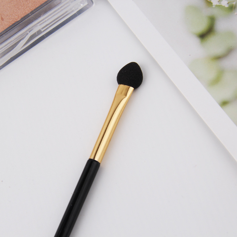 Nuevo doble cabeza sombra de ojos cepillo maquillaje cepillo animal sombra regalo fábrica ventas directas