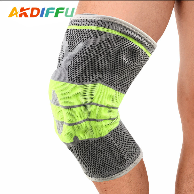 Deportes al aire libre rótula transfronteriza silicona rótula primavera soporte rótula cubierta nylon transpirable montañismo baloncesto rótula