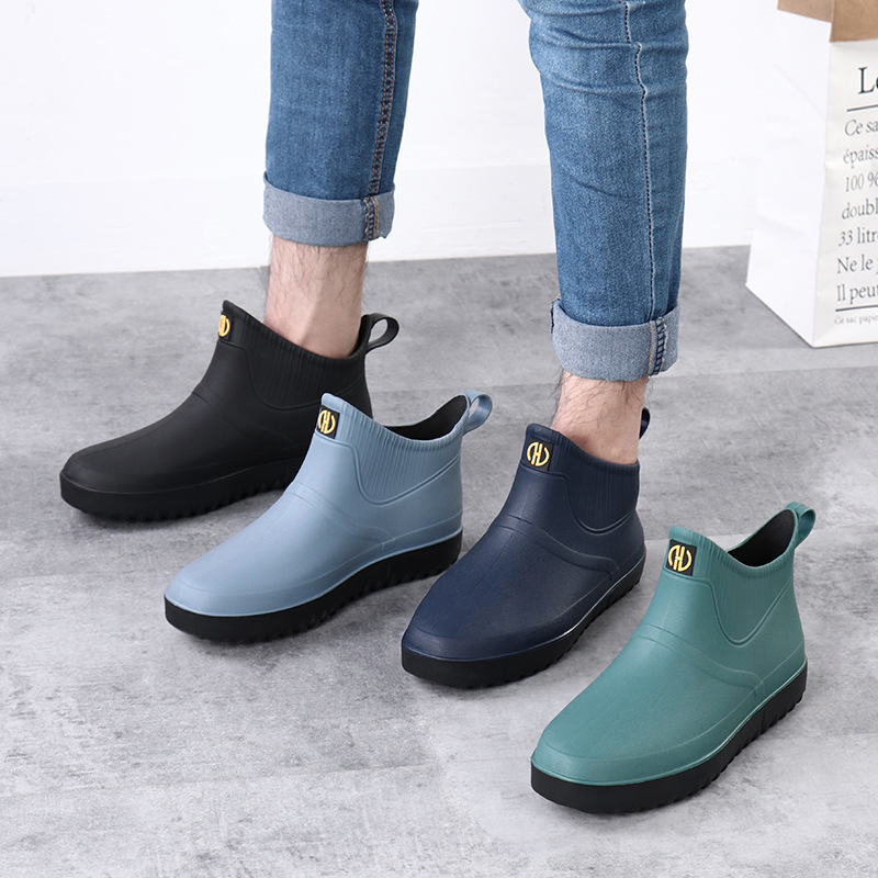 New Fashionable Waterproof and Non-Slip Men's Rain Boots Short-Tube Kitchen Work Fishing Rain Boots Car Wash Water Shoes Trendy Rubber Overshoes