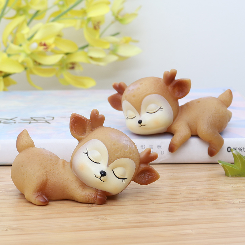 Nanyuan Chuanfang vinilo dibujos animados ciervos bebé pastel decoración coche creativo escritorio Plum Blossom ciervos joyería al por mayor