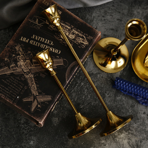 Nordic creative light luxury iron electroplated brass candlestick romantic wedding props decoration restaurant atmosphere decoration