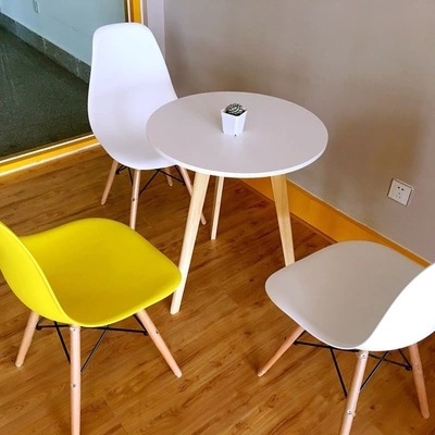 Silla Eames, silla minimalista moderna, taburete, silla de escritorio, silla de comedor nórdica para el hogar, silla con respaldo para oficina, disponible en varios colores
