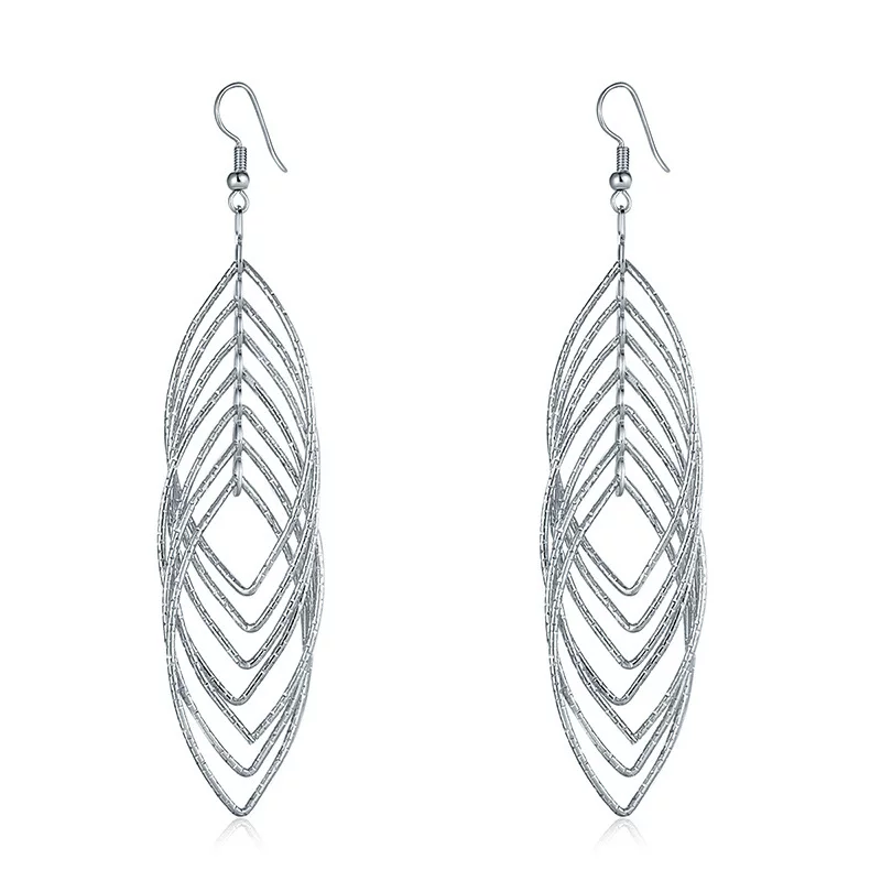 Карты Accessory? Правильнее: Аксессуары Kas? The instruction: translate titles. Provided first item: "卡诗 Accessory, metal creative earrings, European style"