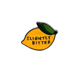 WISH新款 SLIGHTLY BITTER 个性创意柠檬滴油胸针牛仔夹克饰品