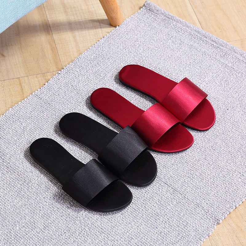 New Fashion Satin Imitation Silk Home Slippers Summer Indoor Non-Slip Bridal Wedding Slippers Women's Slippers for Outer Wear New Fashion Satin Imitation Silk Home Slippers Summer Indoor Non-Slip Bridal Wedding Slippers Women's Slippers for Outer Wear