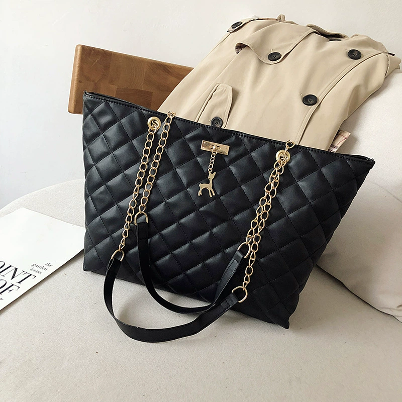 One-shoulder Bag, Quilted Shoulder Tote, Capacious with Chain Strap, 2023 Style