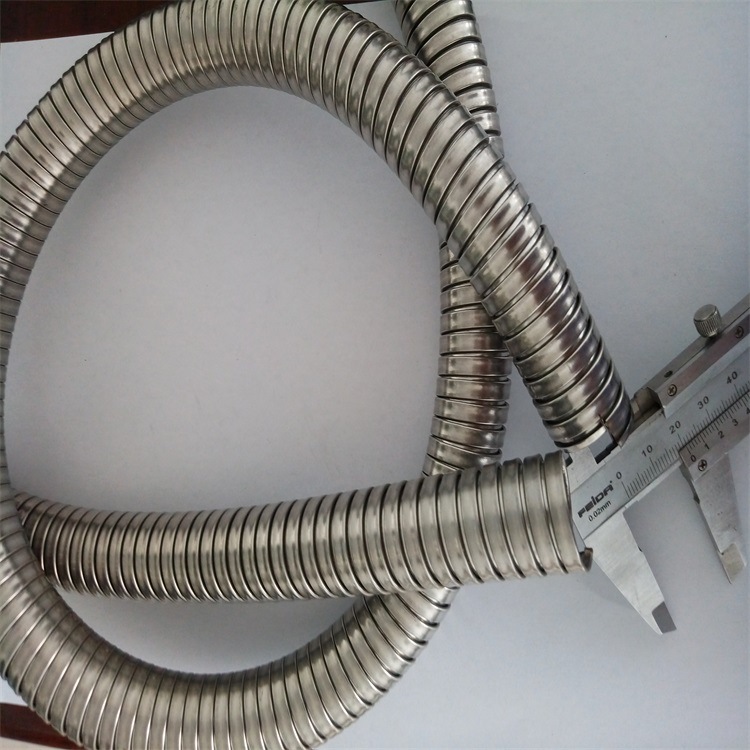 安徽滁州穿线用金属软管 304不锈钢双扣柔性导线管Φ12