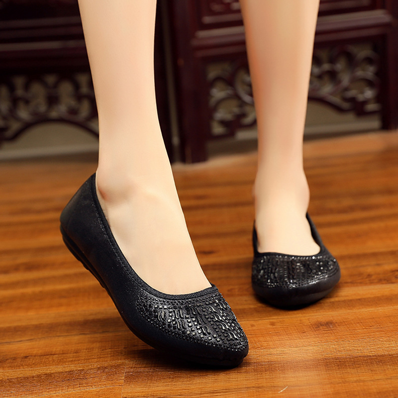 2019 autumn new fashion comfortable flat soft bottom cloth shoes women's sequined rhinestone shallow mouth work cloth shoes peas shoes