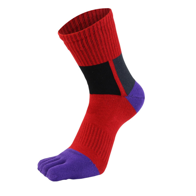 Hilo de algodón calcetines de cinco dedos al por mayor calcetines deportivos absorbentes de sudor calcetines de algodón calcetines de cintura alta calcetines de los hombres de media pantorrilla