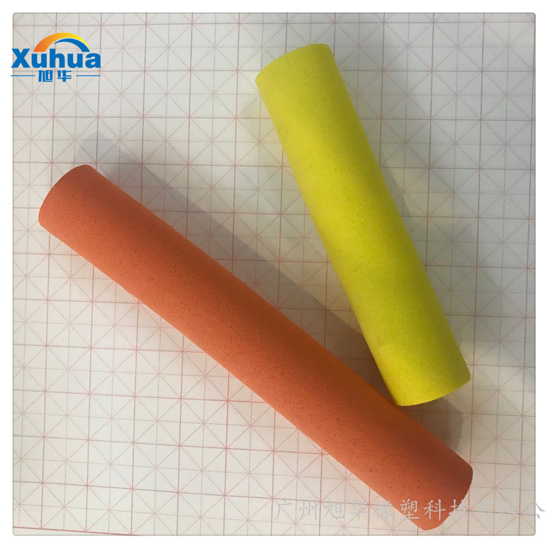 厂家定 制运动器材海棉套管NBR发泡海棉管 橡胶发泡登山手把套