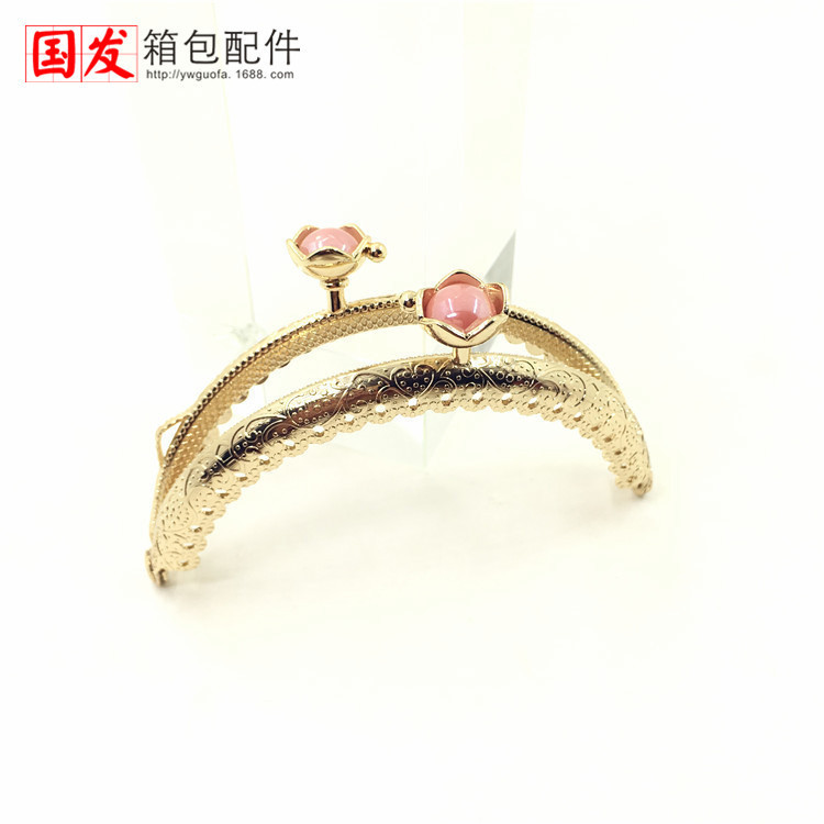 8.5CM semicircular encaje en relieve oro oro oro claro DIY oro común 0106 - QJ