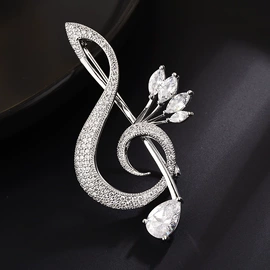 胸针;耳钉;项链