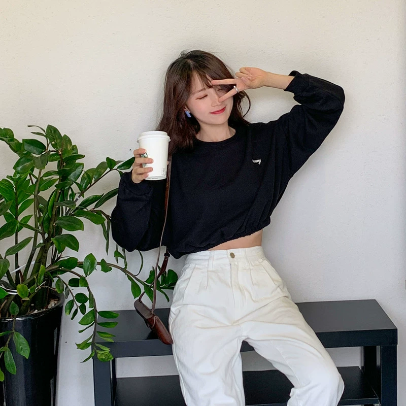 2025 Весна и осень Новый стиль с облегающей талией без шапочки с круглым вырезом и короткими рукавами Свободный высокий пояс с открытым пупком для йоги и фитнеса Спортивный короткий стиль