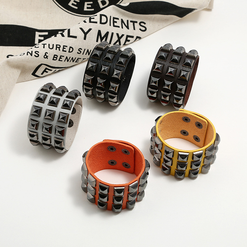 Creative and Personalized Punk Leather Bracelet, Nightclub and Bar Exaggerated Bracelet, Unisex Versatile Bracelet, One-Piece Drop Shipping Creative and Personalized Punk Leather Bracelet, Nightclub and Bar Exaggerated Bracelet, Unisex Versatile Bracelet, One-Piece Drop Shipping