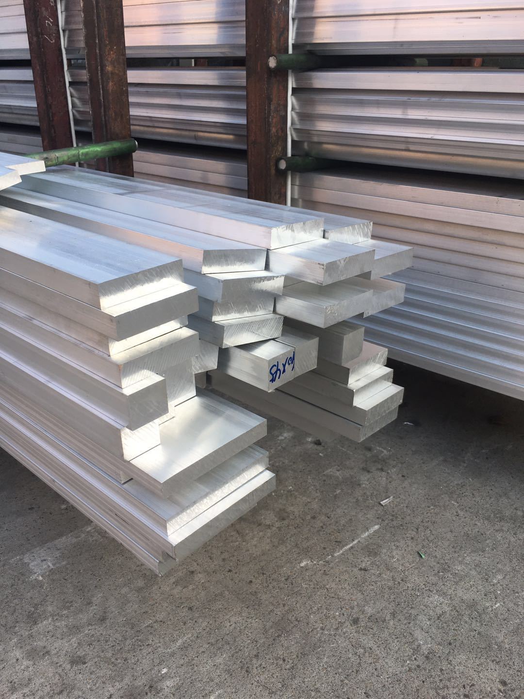 供应铝排可任意切割批发6061铝条铝材现货厂家铝型材耐腐铝合金