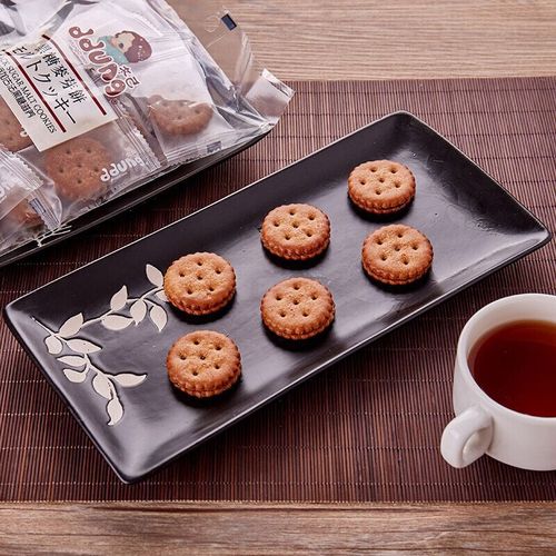 Wholesale Korean Ddung Donggi Biscuits 106g Donggi Salt Egg Black Sugar Malt Cookies Small Cakes