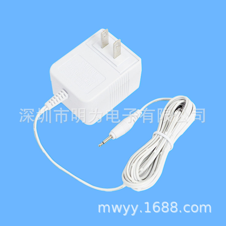 供应插墙式白色CCC认证CE认证线性电源适器
