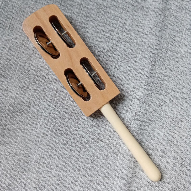 Instrumentos musicales de madera para niños de educación temprana entre padres e hijos artesanías interactivas juguetes de madera para niños de ocho tonos tocando a mano piano al por mayor