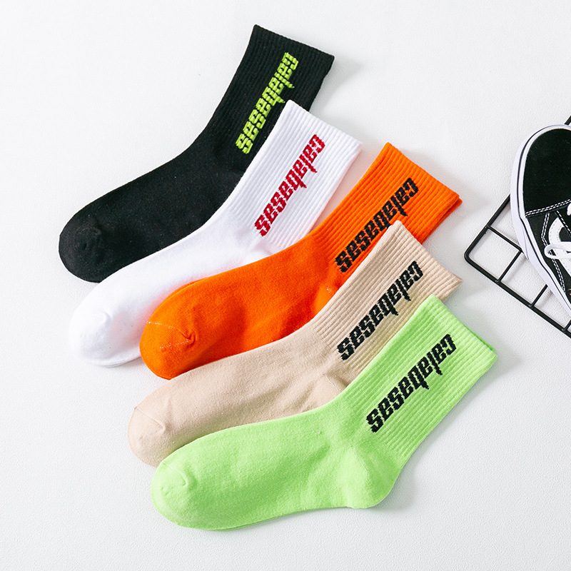 demi-season Japanese sports knee socks for leisure