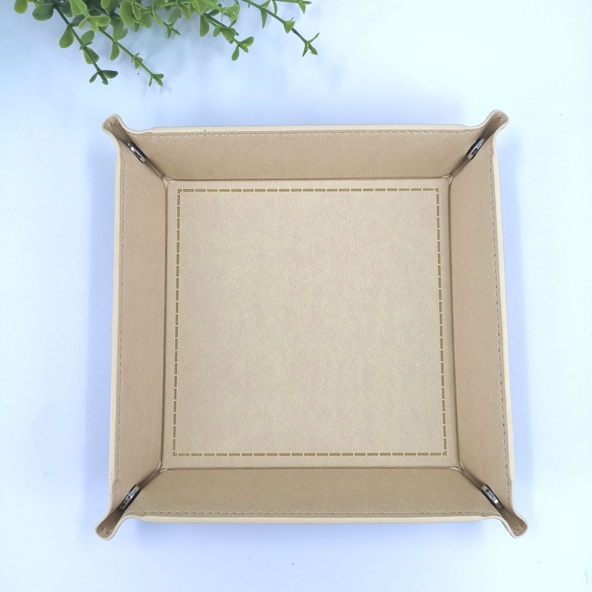 En stock pu palillos de cuero bandeja de cuatro esquinas plegable juego palillos bandeja de almacenamiento
