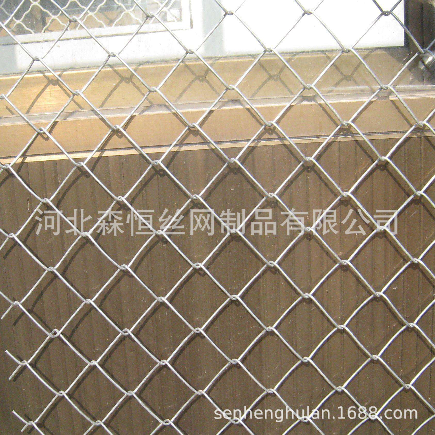 绿化喷浆护坡铁丝网包塑养殖勾花网菱形网圈地钢丝体育场围栏网