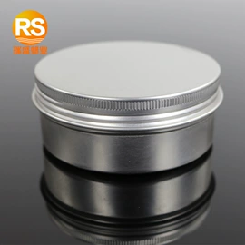 石油蜡;地板蜡;家居清洁护理