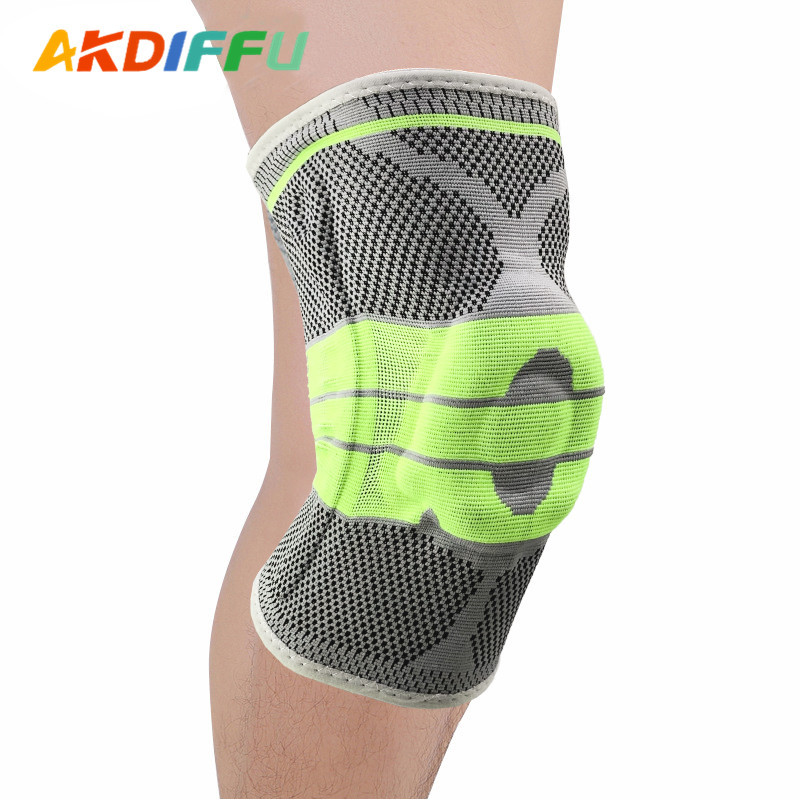 Deportes al aire libre rótula transfronteriza silicona rótula primavera soporte rótula cubierta nylon transpirable montañismo baloncesto rótula