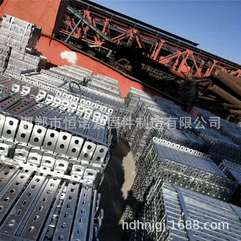 邯郸恒诺41*72*2.5厚托臂支架 热镀锌预埋槽钢厂家供应