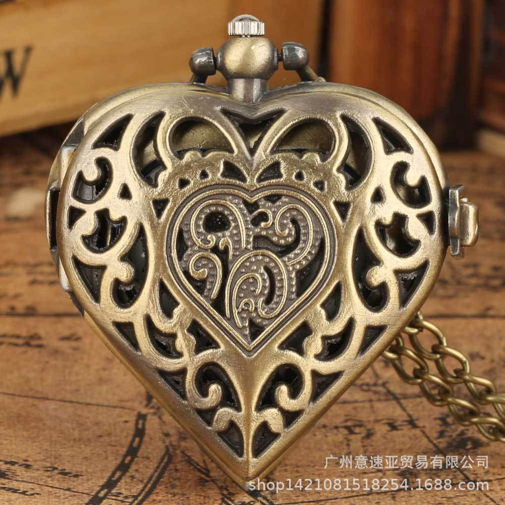 Couple Gift Pocket Watch, Retro Hollow Heart-Shaped Pocket Watch in Stock, Multi-Color Pocket Watch, Creative Carved Simple Pocket Watch