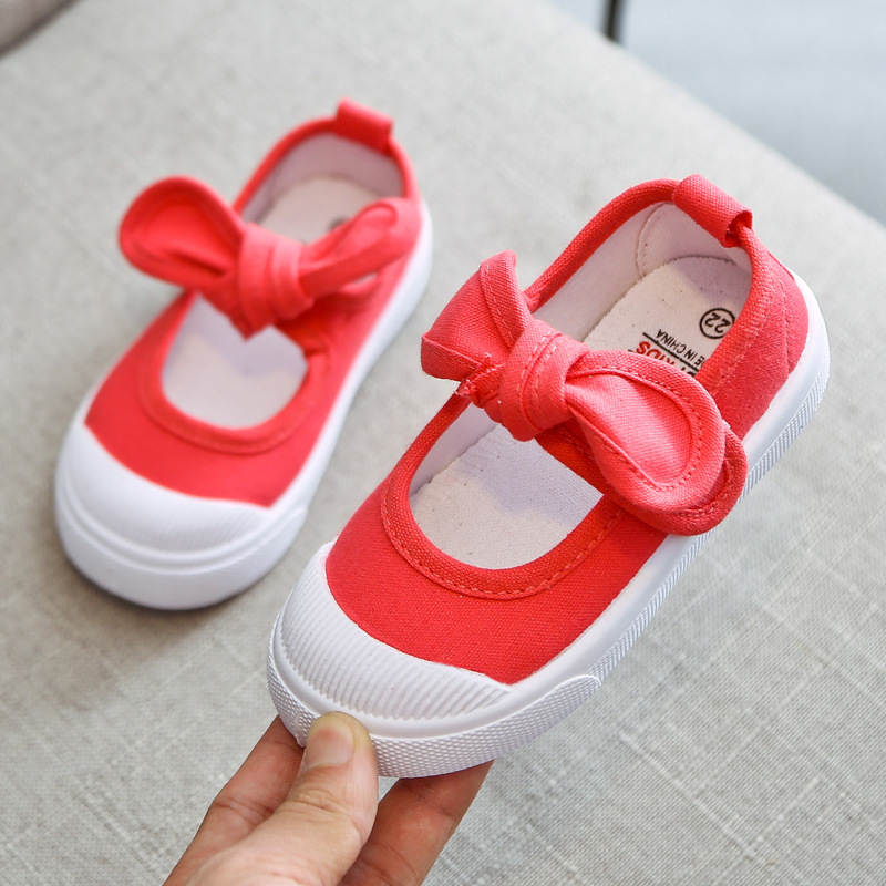 C03 rose red