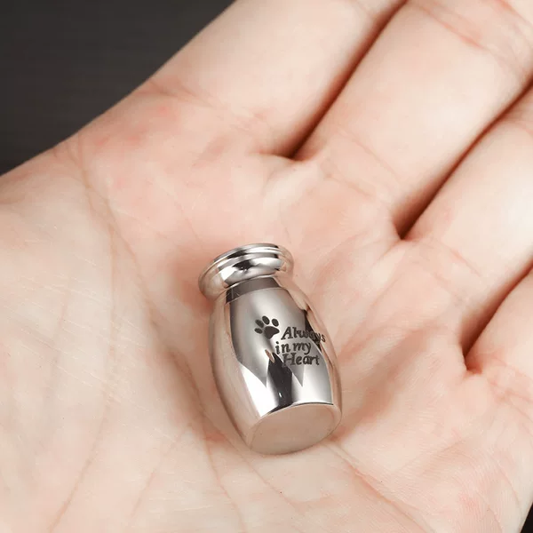 In-Stock Wholesale Perfume Bottle Ornaments, Silver Metal Dog Paw Urn, Memorial Pet Funeral Ashes Box
